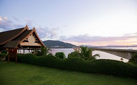 Champasak Grand Hotel